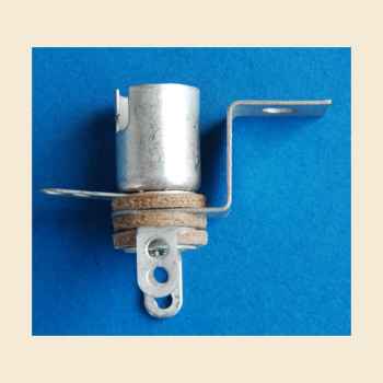Lamp Socket Bayonet short with 3 solder lugs