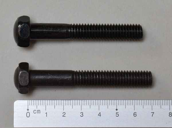Beinschraube schwarz m. rundem Kopf - 2 3/4"
