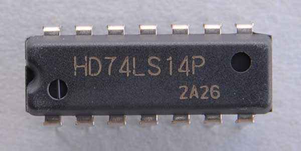 74LS14