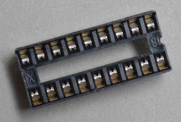 Socket IC Twin leaf 18 pin