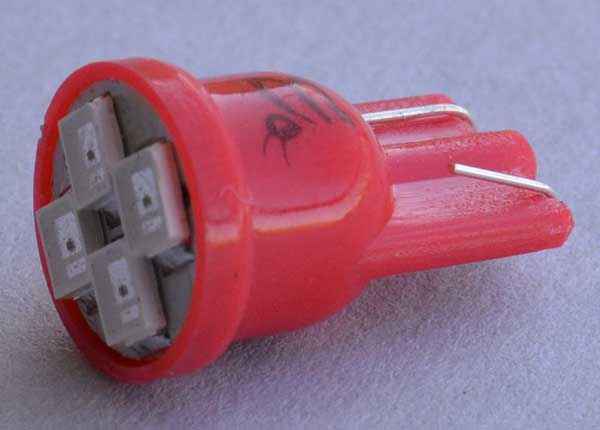 LED Lampe 4 SMD Glassockel T10 extra hell - rot