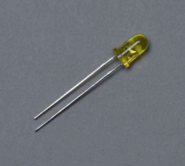 LED 5mm mit gelber , klaren Kuppel 