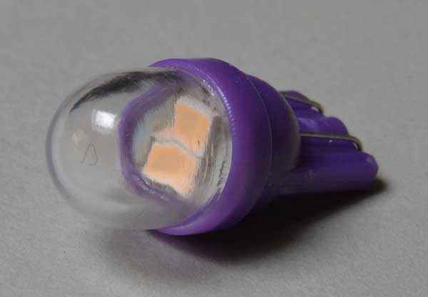 LED Lamp Retro Wedgebase - purple