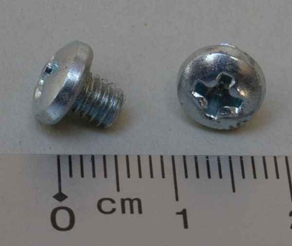 Machinescrew 8-32 x 3/16" p-ph