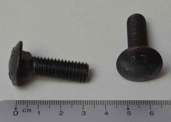 Gehäuseschraube 3/8 x 1-1/4" 