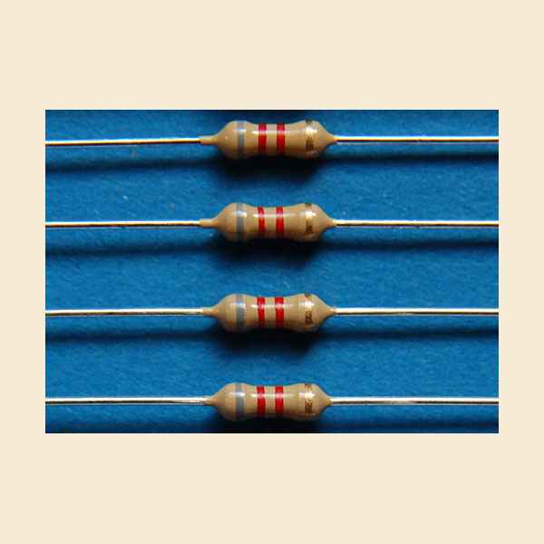 Resistor 8,2 kOhm / 0.25 Watt